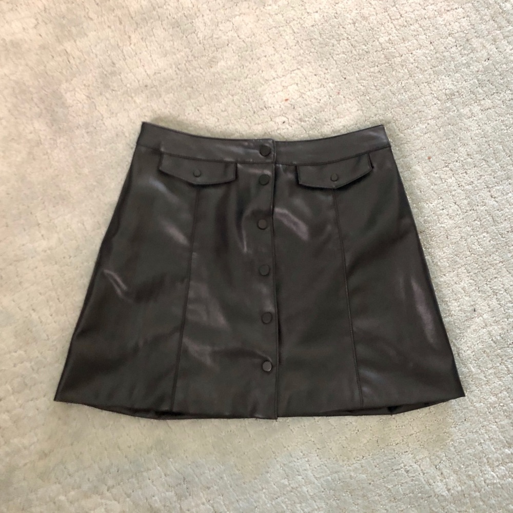 H&M black vegan leather button down skirt